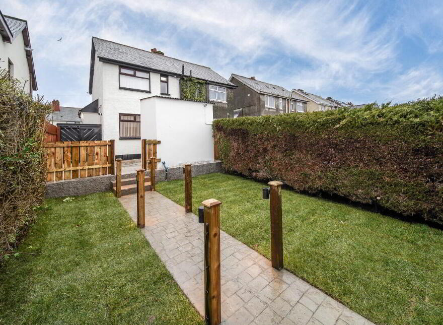 85 Joanmount Gardens, Belfast, BT14 6NY
