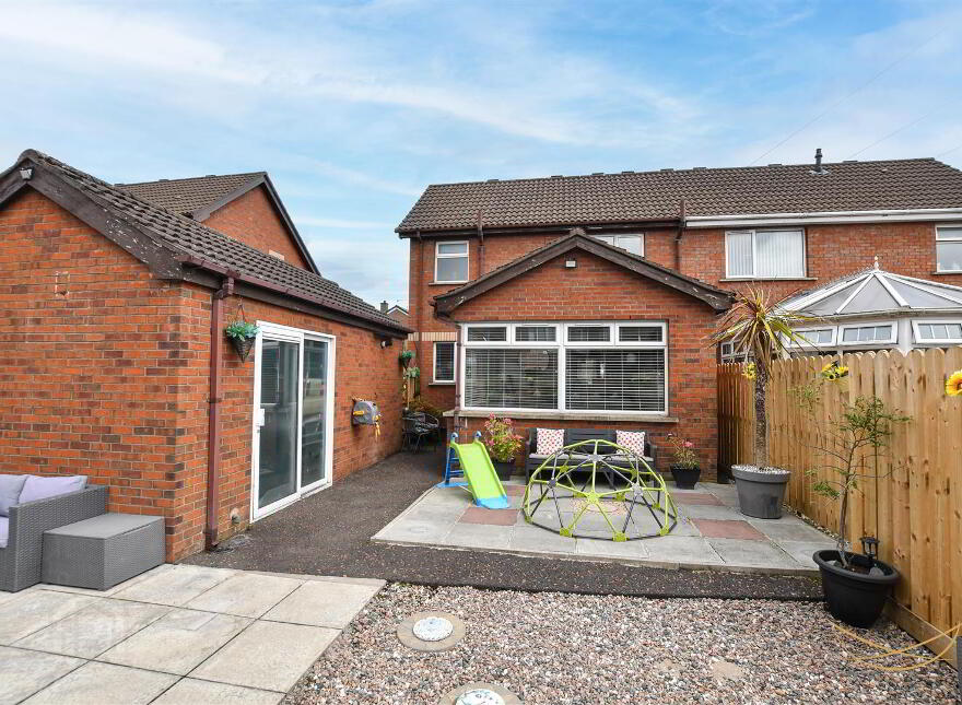 10 Killowen Grange, Lisburn, BT28 3HQ
