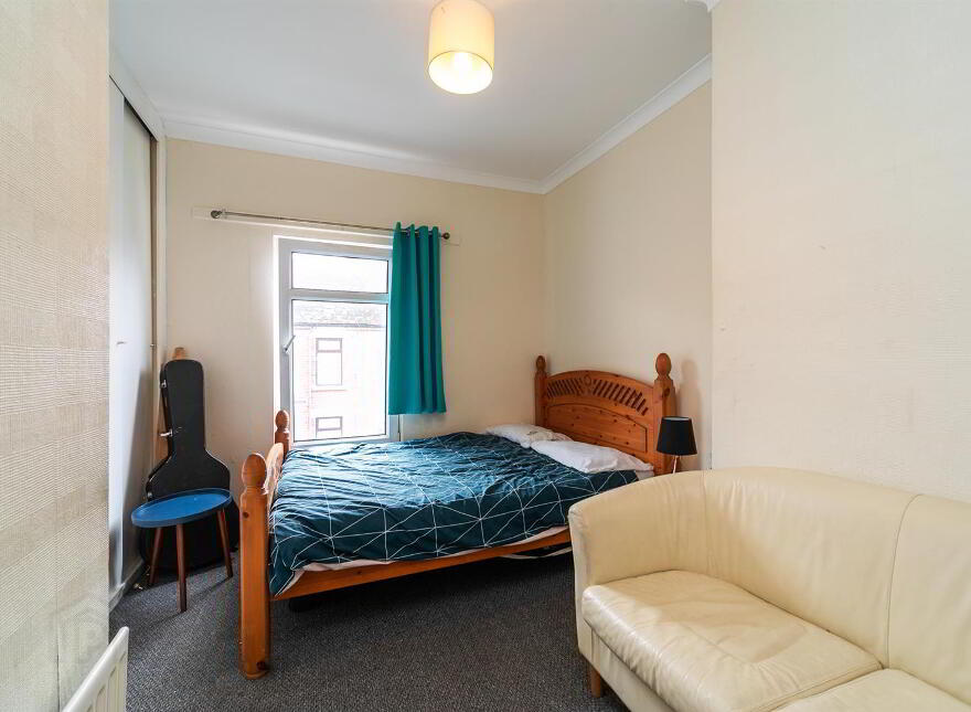 54 Glenvarlock Street, Belfast, BT5 5GS