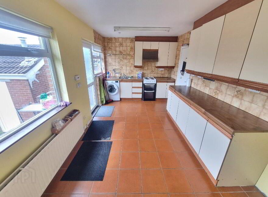 28 Victoria Crescent, Newtownards, BT23 7EQ