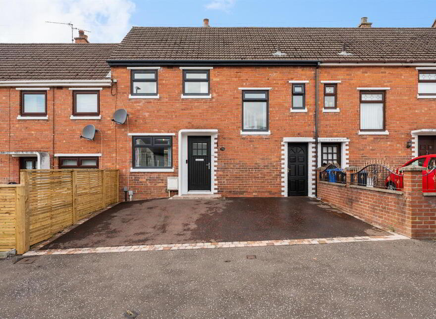 76 Bingnian Drive, Andersonstown, Belfast, BT11 8JB photo