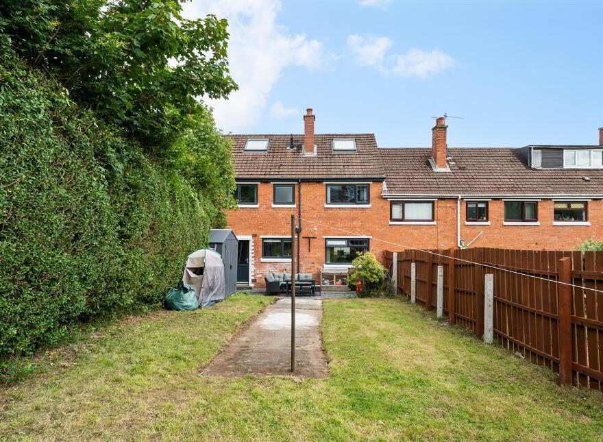 76 Bingnian Drive, Andersonstown, Belfast, BT11 8JB