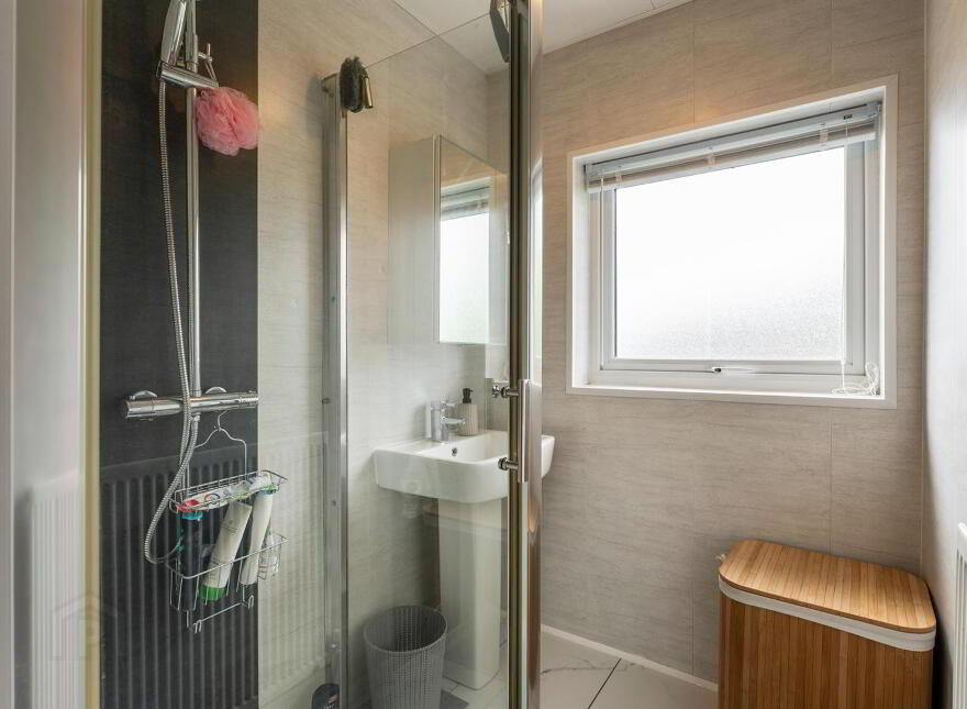 76 Bingnian Drive, Andersonstown, Belfast, BT11 8JB