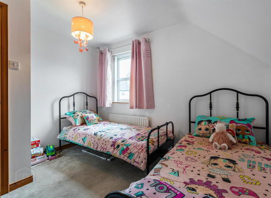 34 Village Hill, Straid, Ballyclare, BT39 9WQ