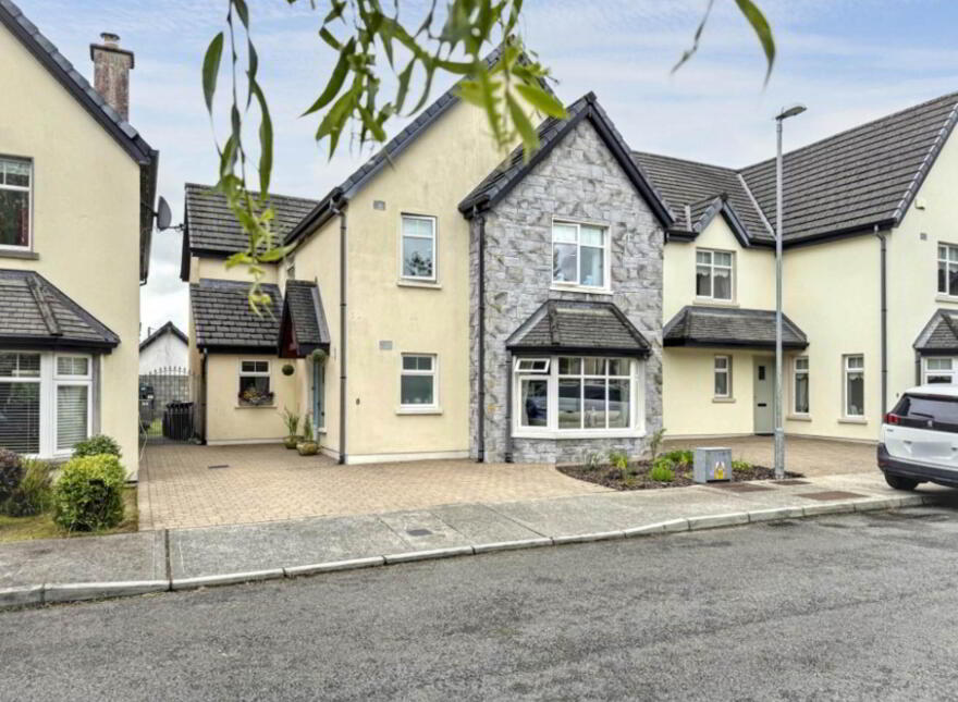 8 Ardán Rua, Nenagh, E45E172 photo