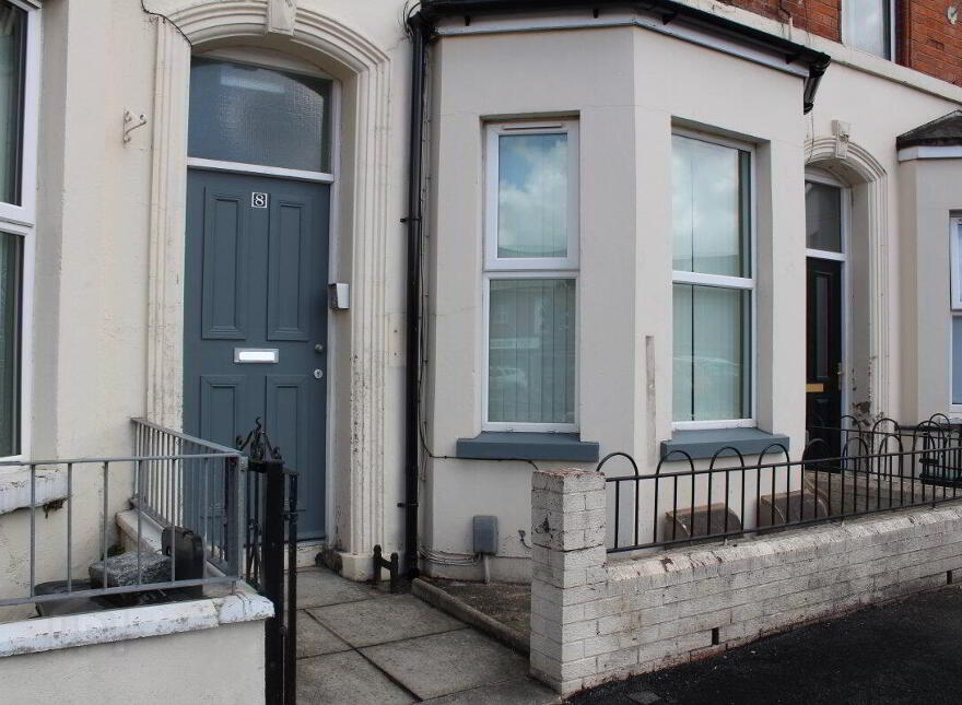 Flat 3 8, Grampian Avenue, Belfast, BT4 3AB