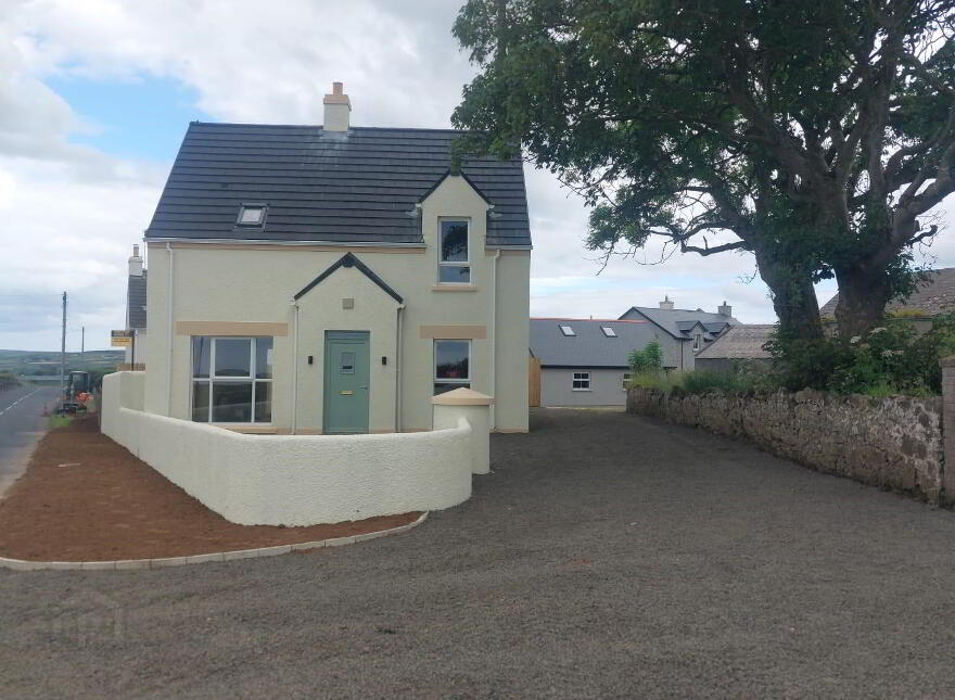 Ballyallaght Farmyard Cottages, 268A Whitepark Road, Bushmills, BT57 8PY