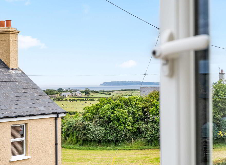Ballyallaght Farmyard Cottages, 268A Whitepark Road, Bushmills, BT57 8PY