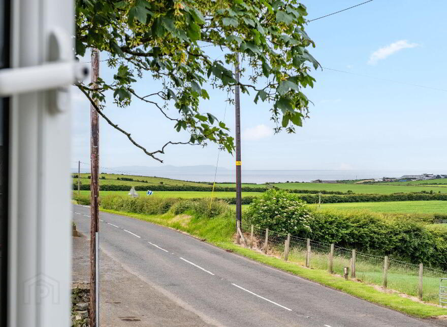 Ballyallaght Farmyard Cottages, 268A Whitepark Road, Bushmills, BT57 8PY