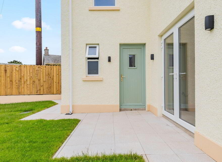 Ballyallaght Farmyard Cottages, 268A Whitepark Road, Bushmills, BT57 8PY