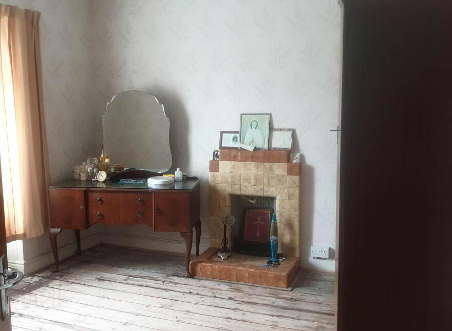 Pound Street, Carndonagh, F93KF9X