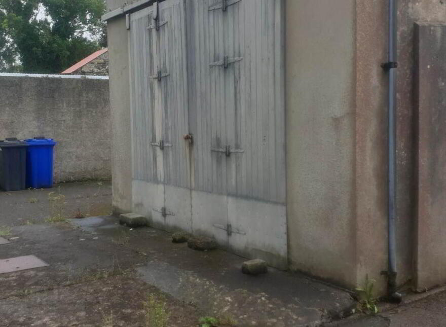 Pound Street, Carndonagh, F93KF9X