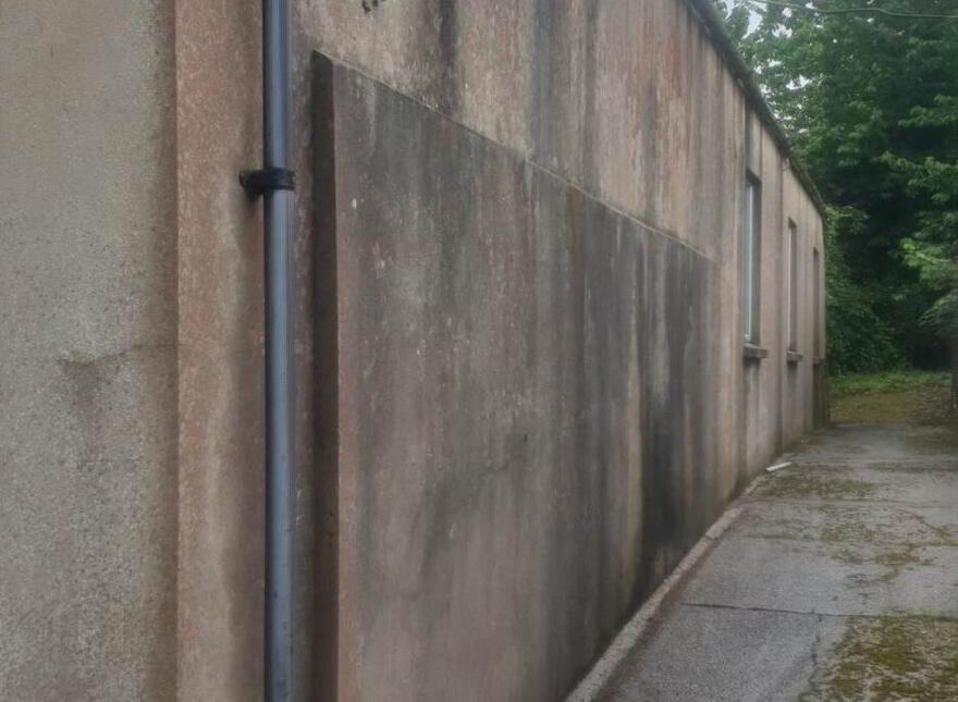 Pound Street, Carndonagh, F93KF9X