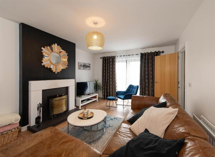 10 Drummond Park, Ballynahinch, BT24 8GE