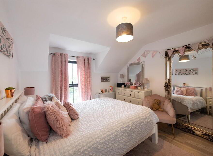 10 Drummond Park, Ballynahinch, BT24 8GE