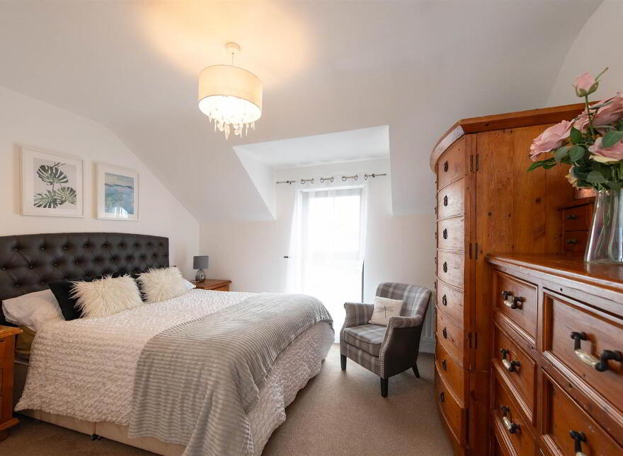 10 Drummond Park, Ballynahinch, BT24 8GE