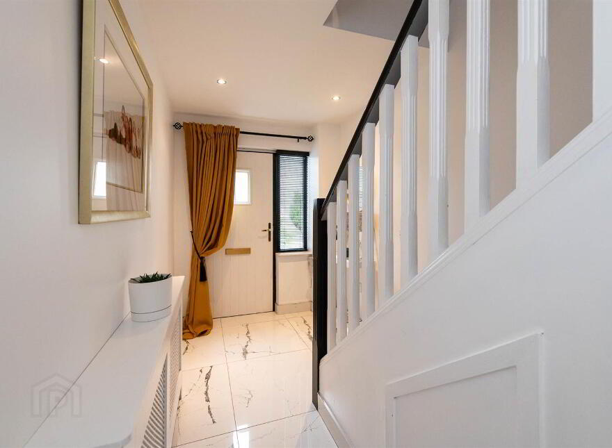 10 Drummond Park, Ballynahinch, BT24 8GE