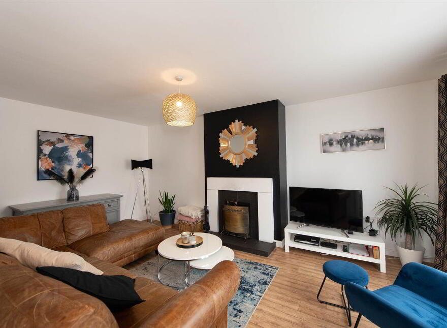 10 Drummond Park, Ballynahinch, BT24 8GE