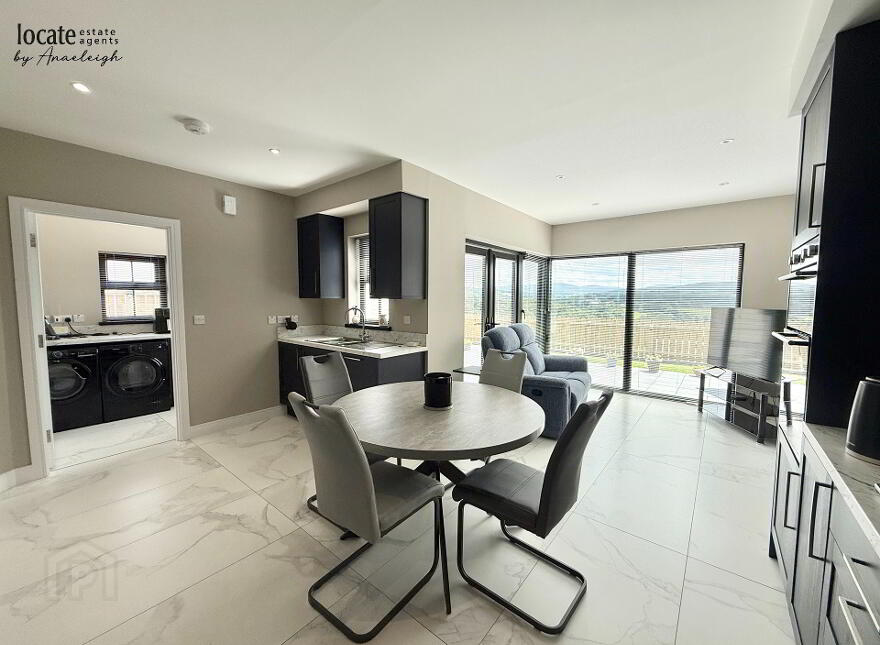 25a Cumber View, Claudy, Derry, BT47 4FG