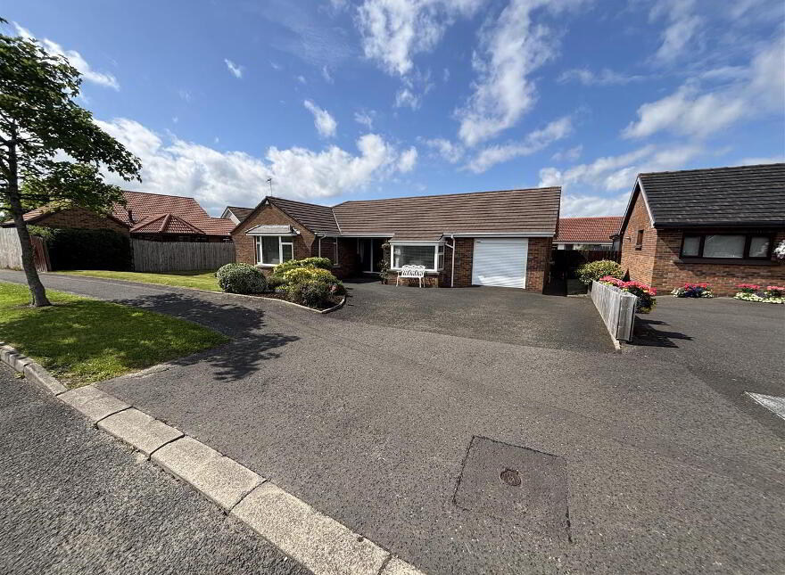 2 Bovally Road, Limavady, BT49 0TA
