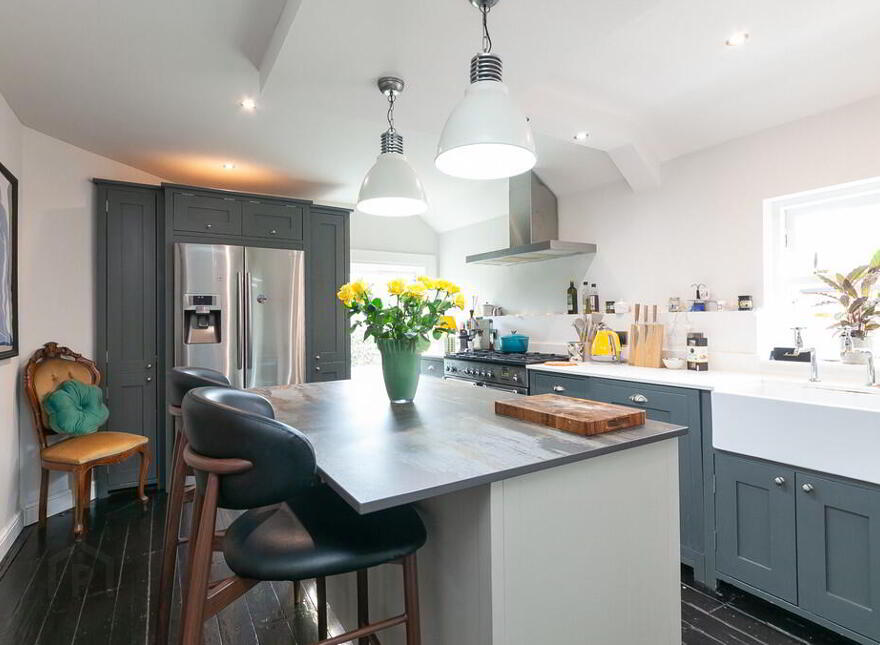 Apt 3, 79 Marlborough Park South, Malone Road, Belfast, BT9 6HS
