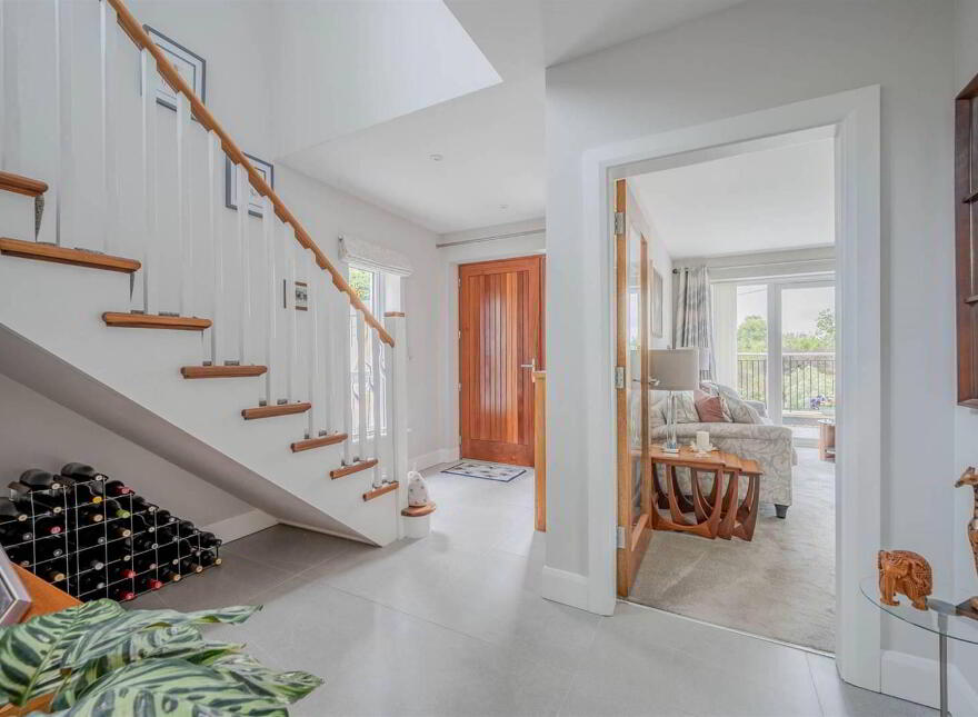 124b Crawfordsburn Road, Bangor, BT19 1BU