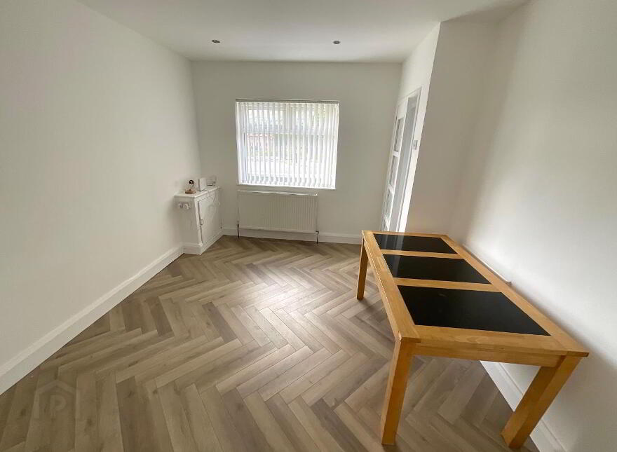 124 Woodvale Avenue, Belfast, BT13 3EY