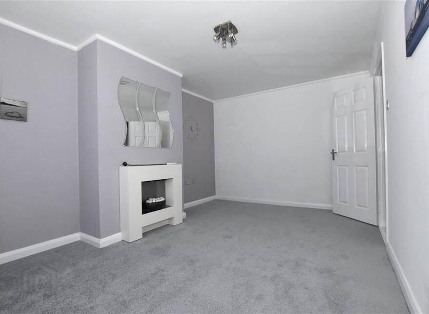 6 Penrhyn Park, Newtownards, BT23 8JW
