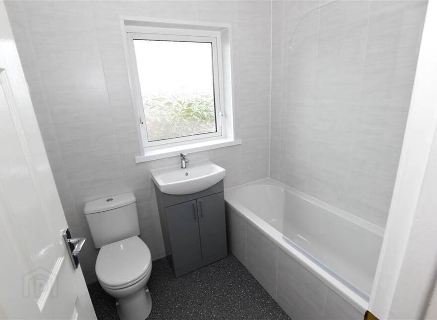 6 Penrhyn Park, Newtownards, BT23 8JW