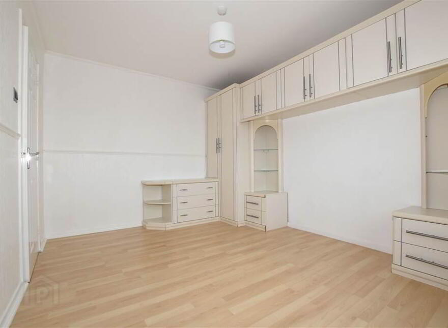 6 Penrhyn Park, Newtownards, BT23 8JW