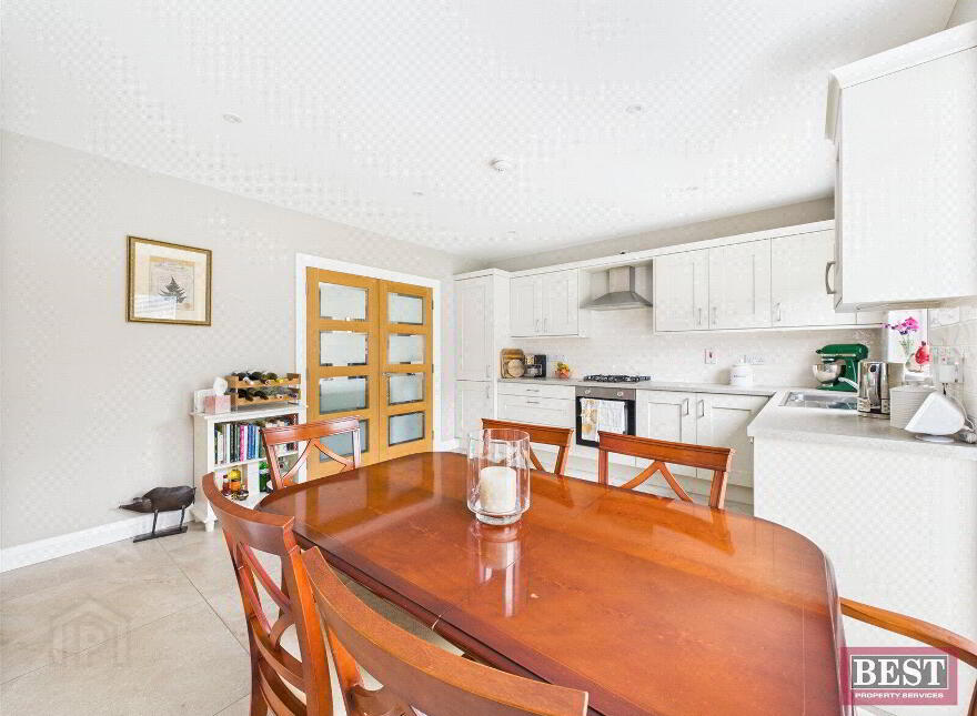 14 Dromliskin Court, Newry, BT35 7FU