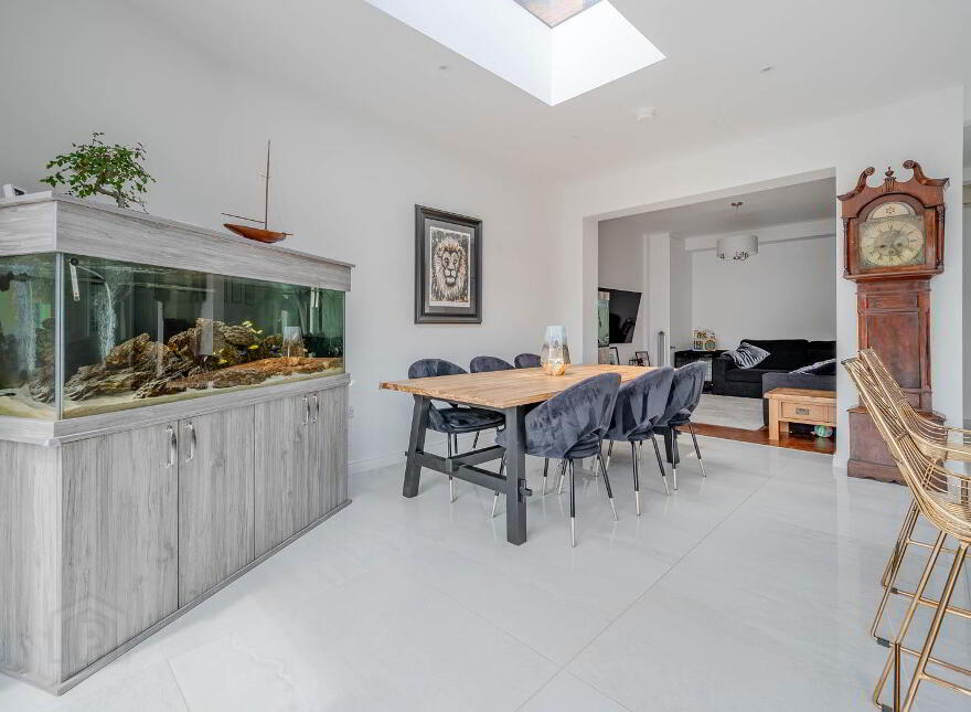 21 Crawfordsburn Road, Bangor, BT19 1BG