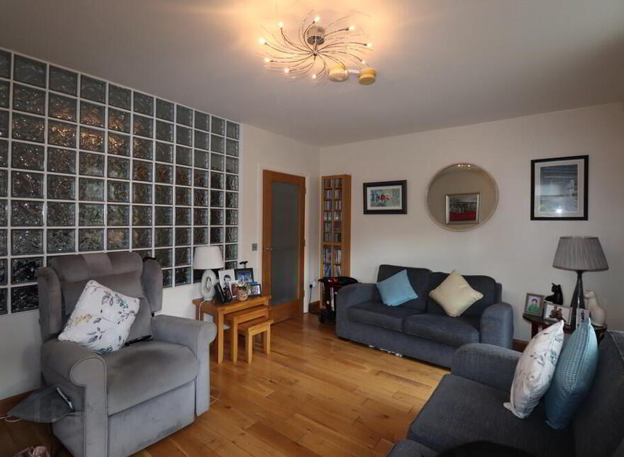 101b Upper Road, Greenisland, Carrickfergus, BT38 8RR
