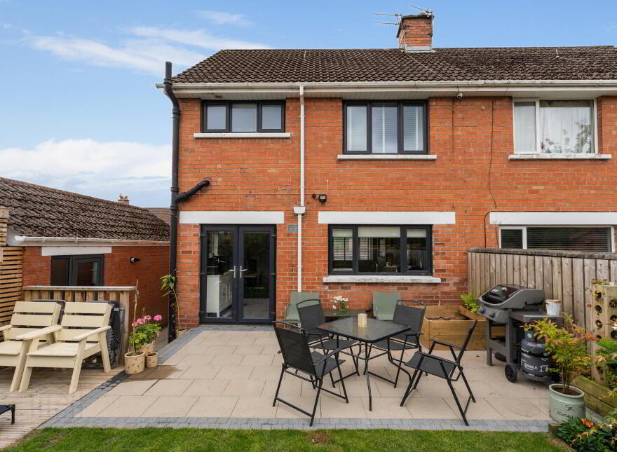 1 Floral Park, Newtownabbey, BT36 7RU