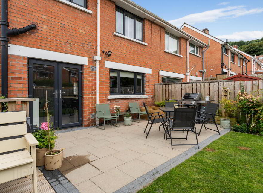1 Floral Park, Newtownabbey, BT36 7RU