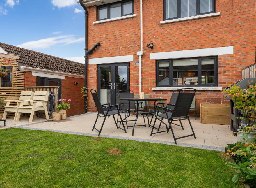 1 Floral Park, Newtownabbey, BT36 7RU