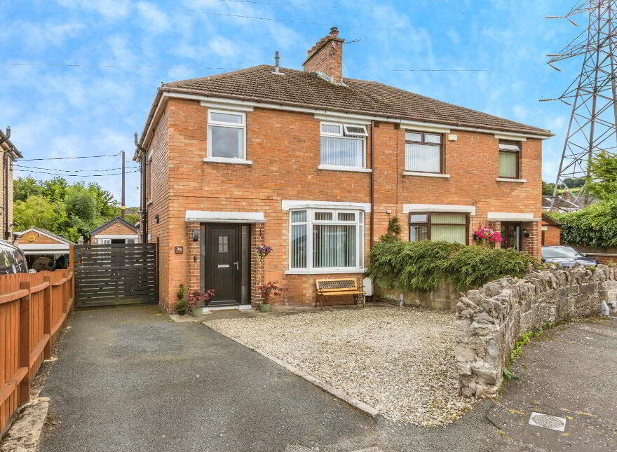 38 Lead Hill Park, Belfast, BT6 9RW