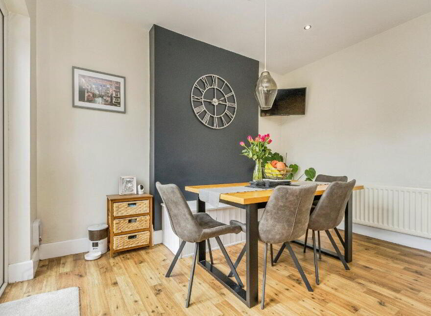 38 Lead Hill Park, Belfast, BT6 9RW