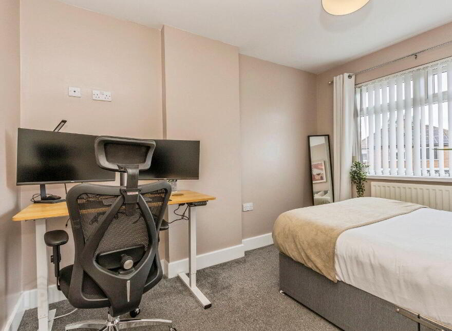 38 Lead Hill Park, Belfast, BT6 9RW
