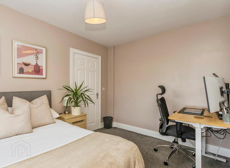 38 Lead Hill Park, Belfast, BT6 9RW