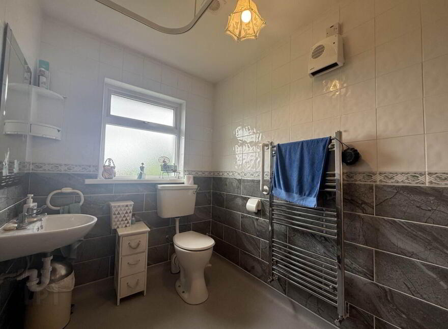 Diamond, Dungloe, F94F857