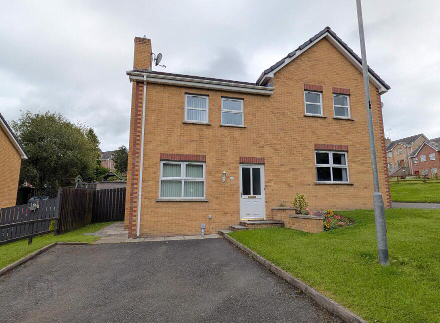 47a Oak Lodge, Banbridge, BT32 4SG photo