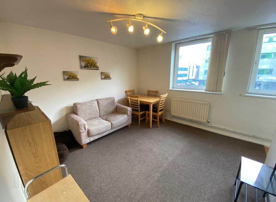 104 Bradbury Court, Belfast, BT9 7JL