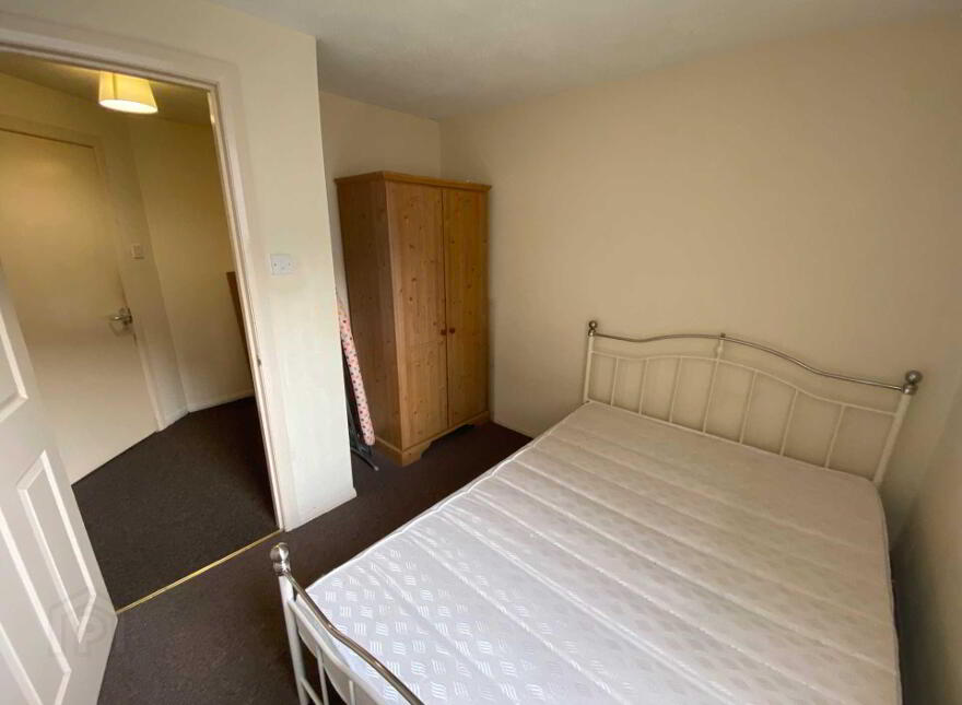 104 Bradbury Court, Belfast, BT9 7JL