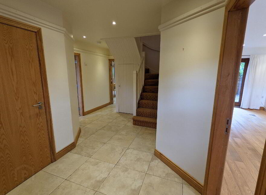 33 Seahill Road, Holywood, BT18 0DJ