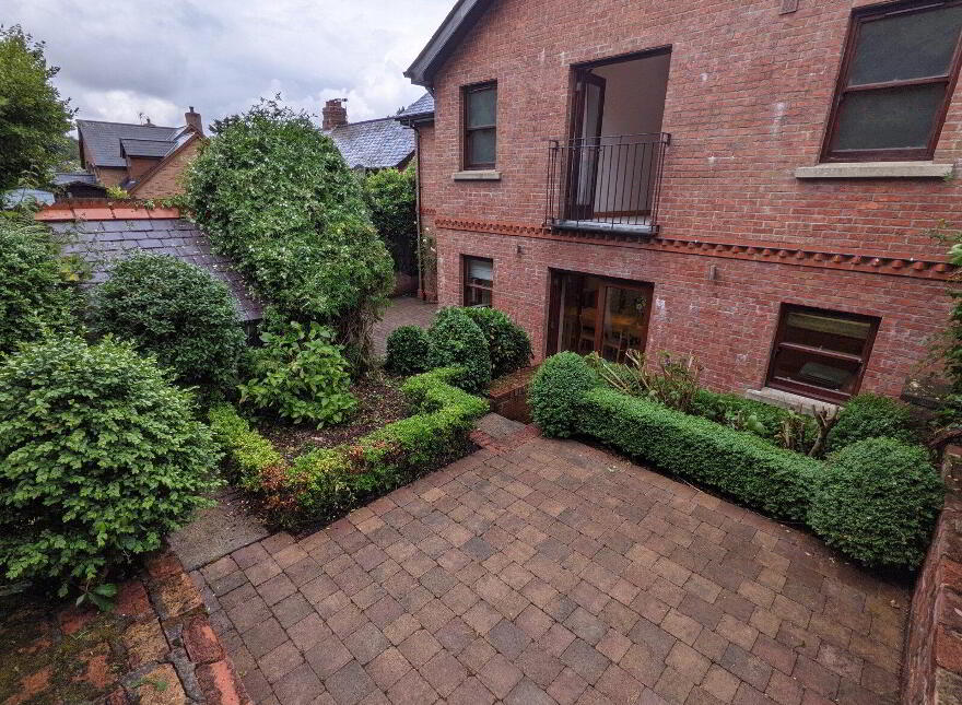 33 Seahill Road, Holywood, BT18 0DJ