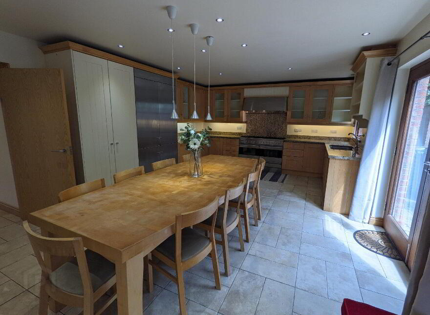 33 Seahill Road, Holywood, BT18 0DJ