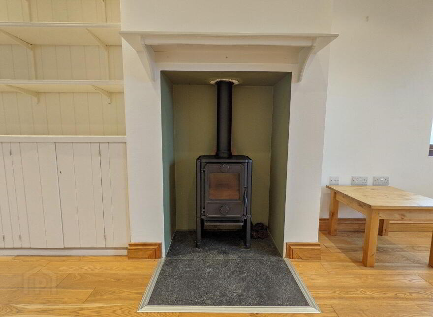 33 Seahill Road, Holywood, BT18 0DJ