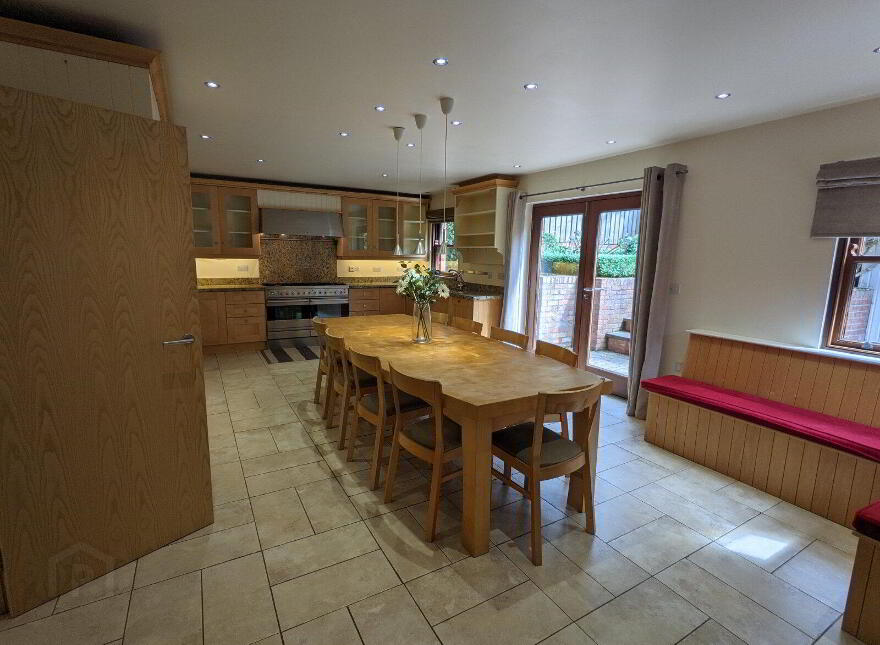 33 Seahill Road, Holywood, BT18 0DJ
