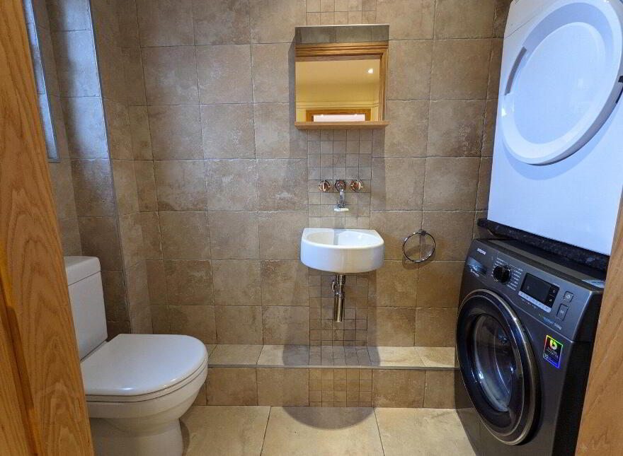 33 Seahill Road, Holywood, BT18 0DJ